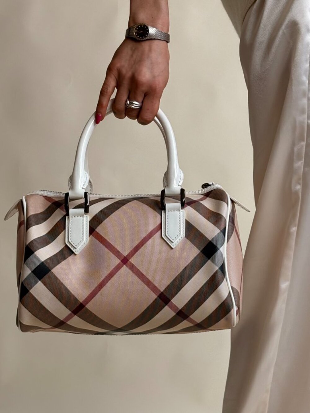 Burberry Chester Boston Bag - Supernova Check, White Patent Handles
